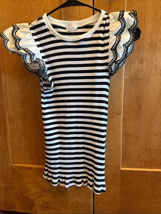 Anniewear Tops - Striped Ruffle Sleeve Knit Top - Black & White